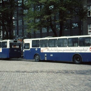 Helsingin kaupungin liikennelaitos 815 ja 732