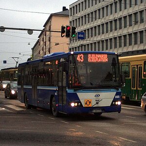 Helsingin Bussiliikenne 805