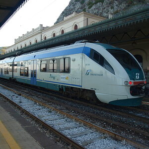 Trenitalia ME 044