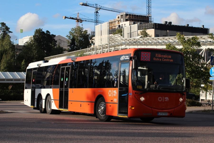 Helsingin Bussiliikenne 1323
