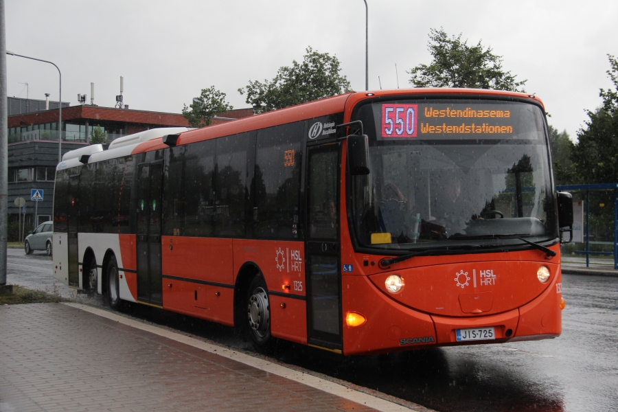Helsingin Bussiliikenne 1325
