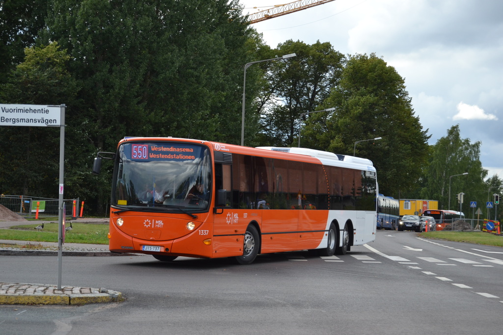 Helsingin Bussiliikenne 1337