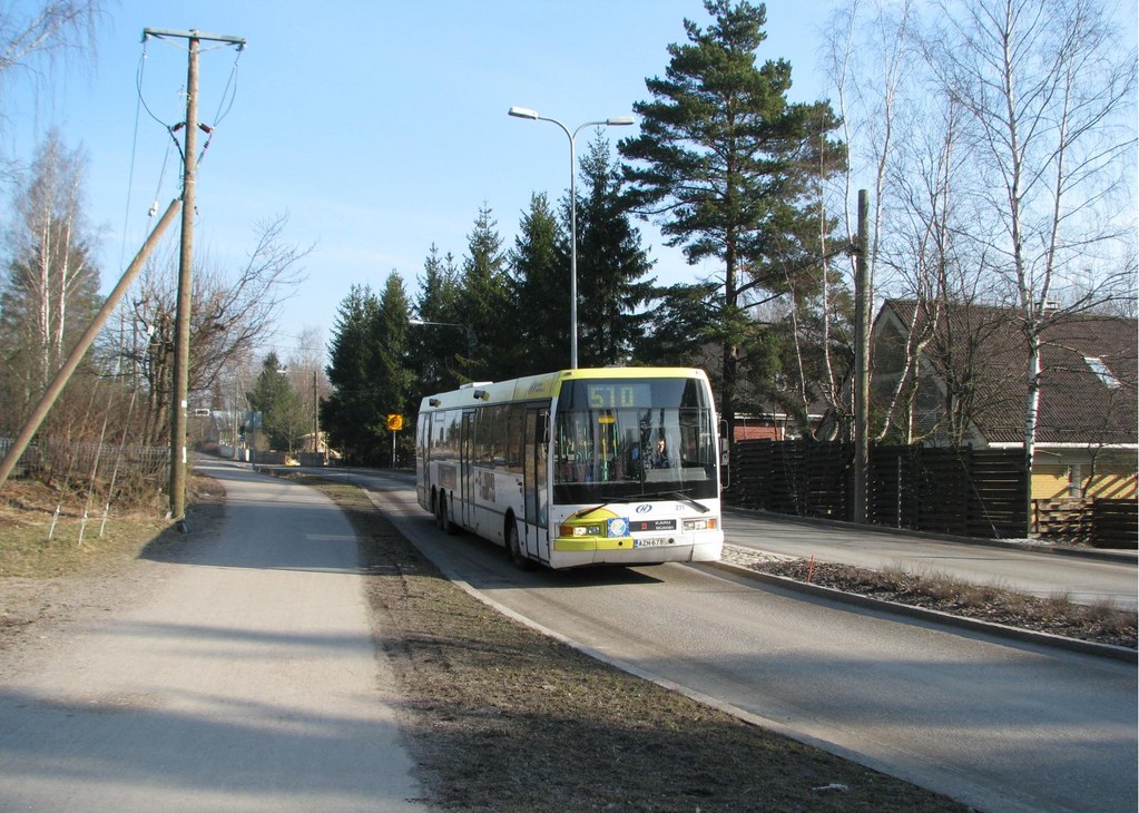 Helsingin Bussiliikenne 271