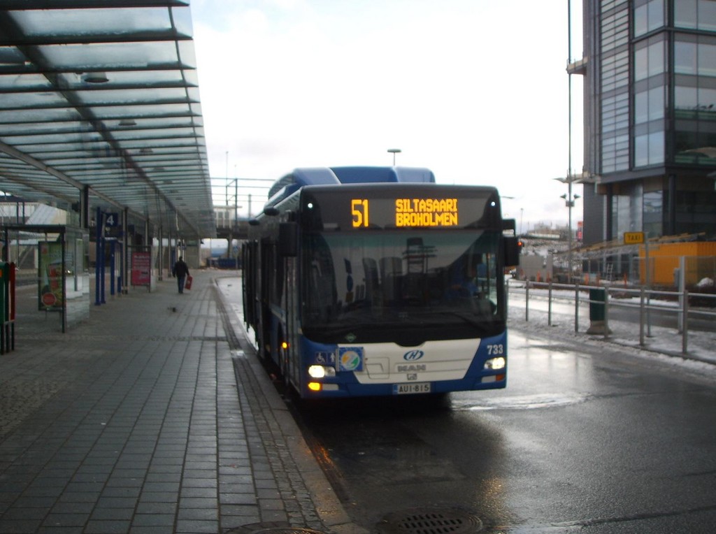 Helsingin Bussiliikenne 733