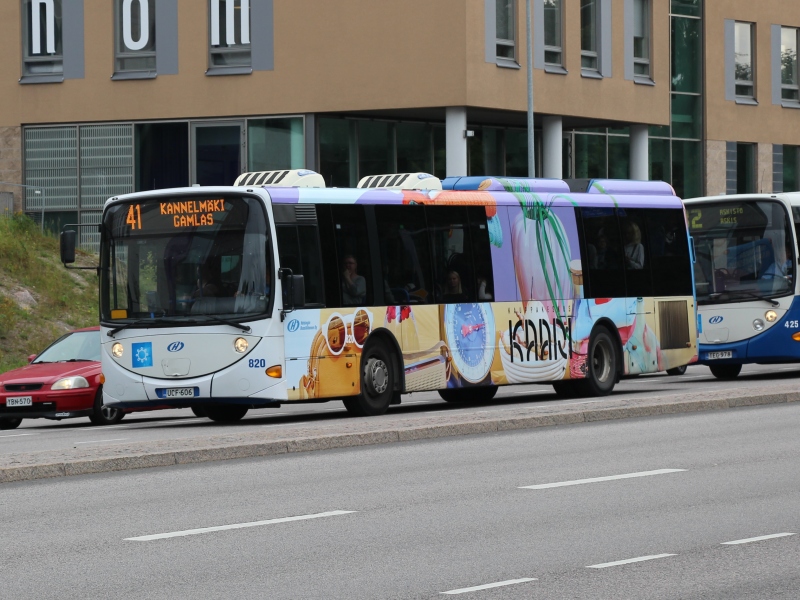 Helsingin Bussiliikenne 820