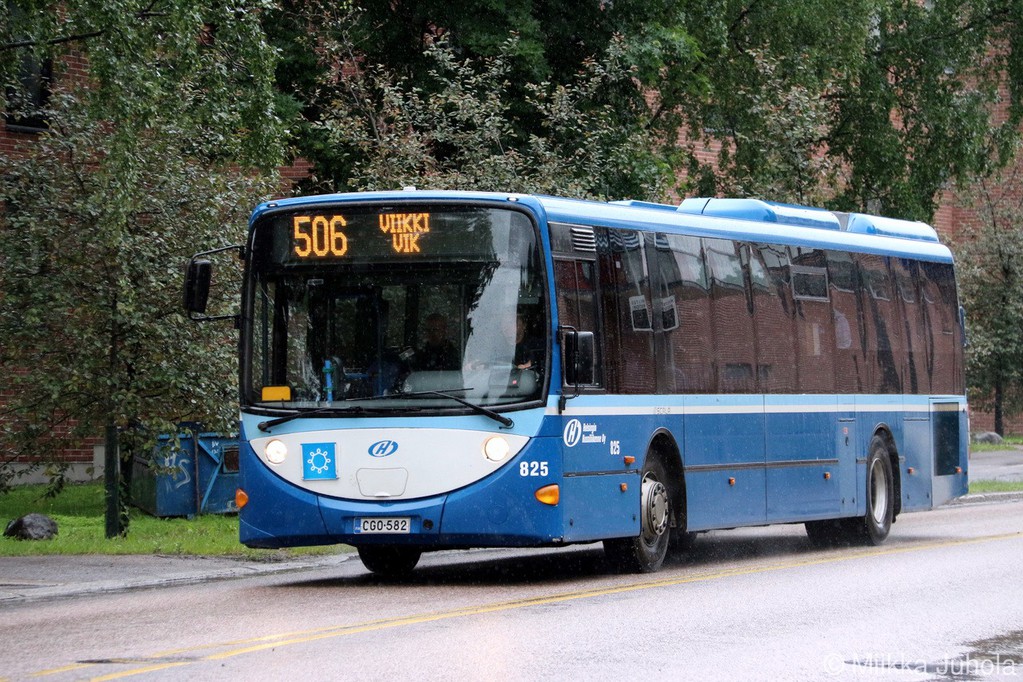 Helsingin Bussiliikenne 825