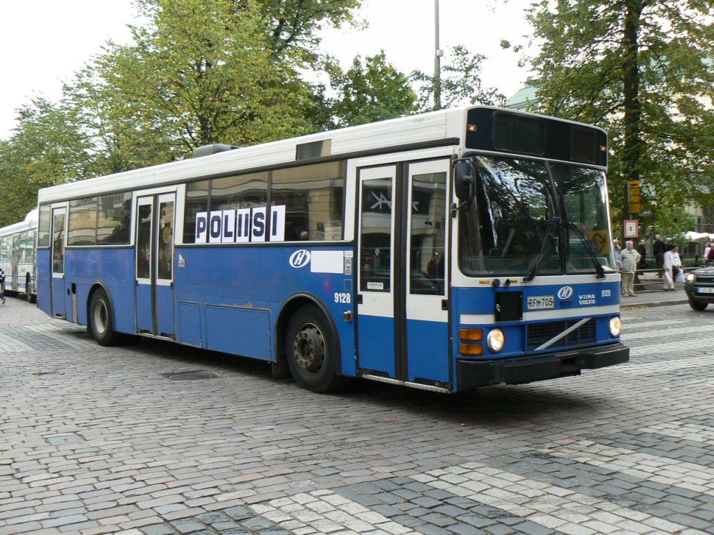 Helsingin Bussiliikenne 9128