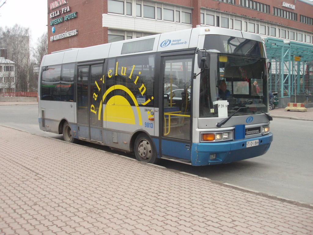 Helsingin Bussiliikenne 9813