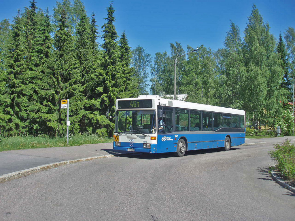Helsingin Bussiliikenne 9842