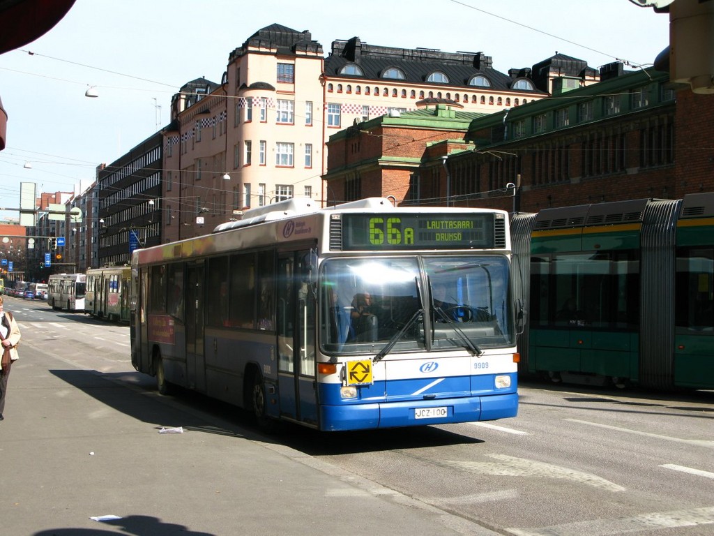 Helsingin Bussiliikenne 9909