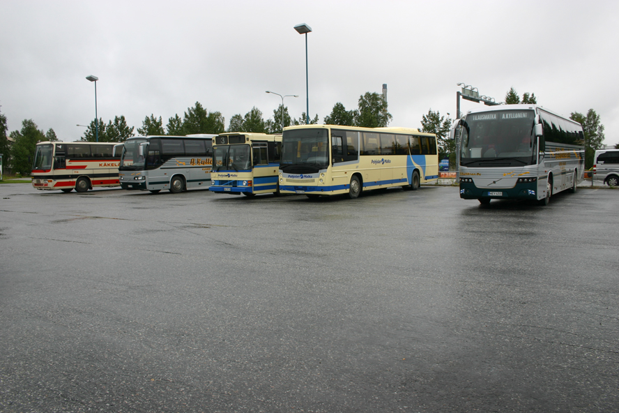 Käkelän Liikenne 70, A.Kyllönen, Pohjolan Matka 224 ja 197 sekä A.Kyllönen