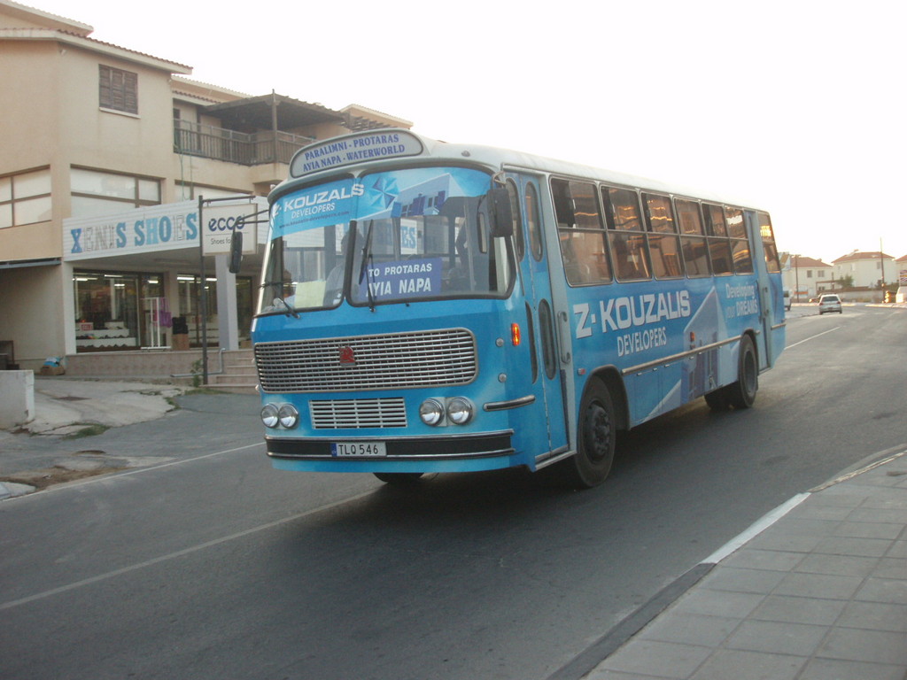 Paikallisbussi Kyproksella