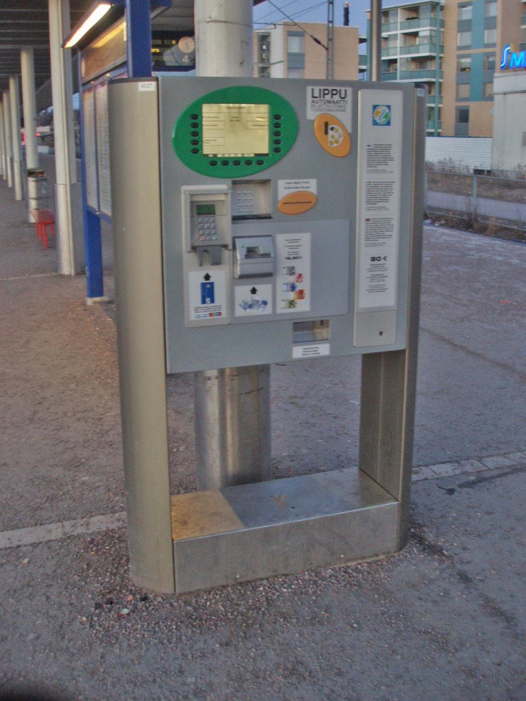 YTV:n lippuautomaatti