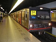 180px-Amsterdam_metro_LHB.JPG