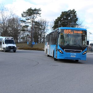 Pohjolan Liikenne 614