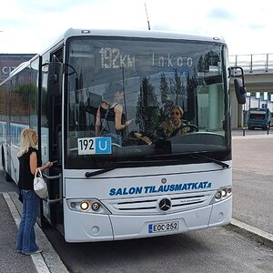 Salon Tilausmatkat