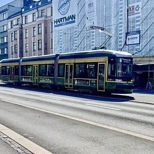 Kaupunkiliikenne 438