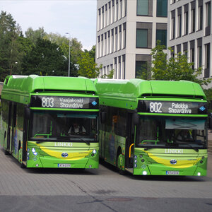 Koiviston Auto Jyväskylä 405 ja 402