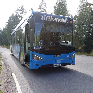 Pohjolan Liikenne 1017