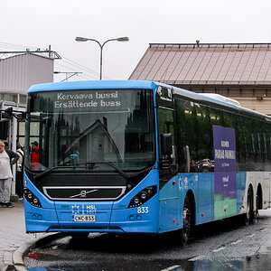 Pohjolan Liikenne 833