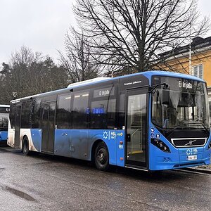 Pohjolan Liikenne 989