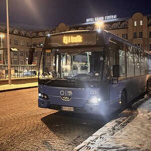 Pohjolan Liikenne 225