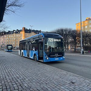 Koiviston Auto Helsinki 2421