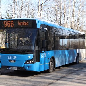 Pohjolan Liikenne 211