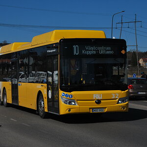V-S Bussipalvelut 32