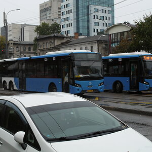 Parcul Urban de Autobuze 825 ja 895