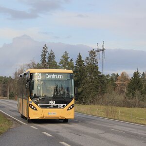 Linjaliikenne Nyholm 2053
