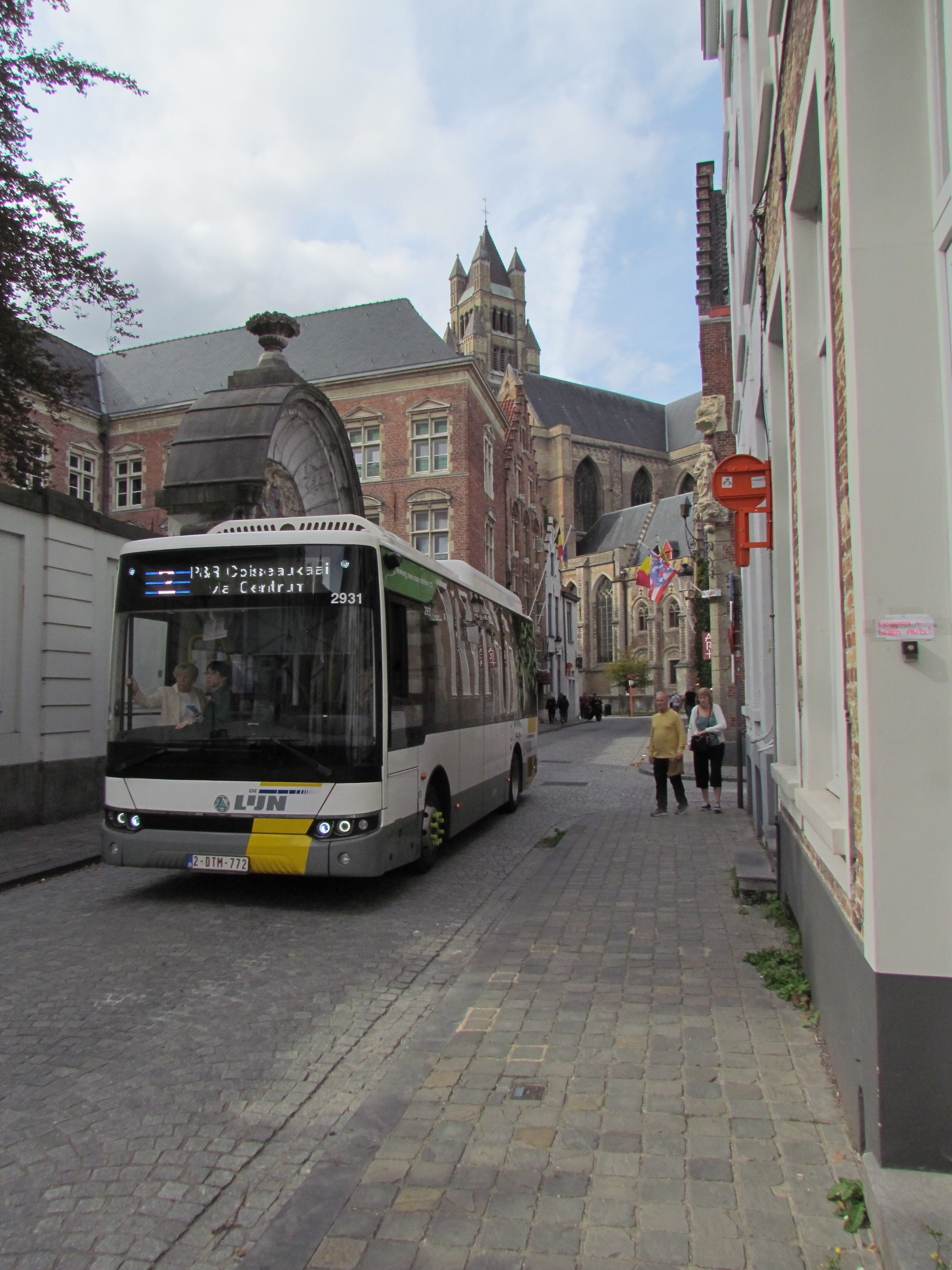De Lijn 2931