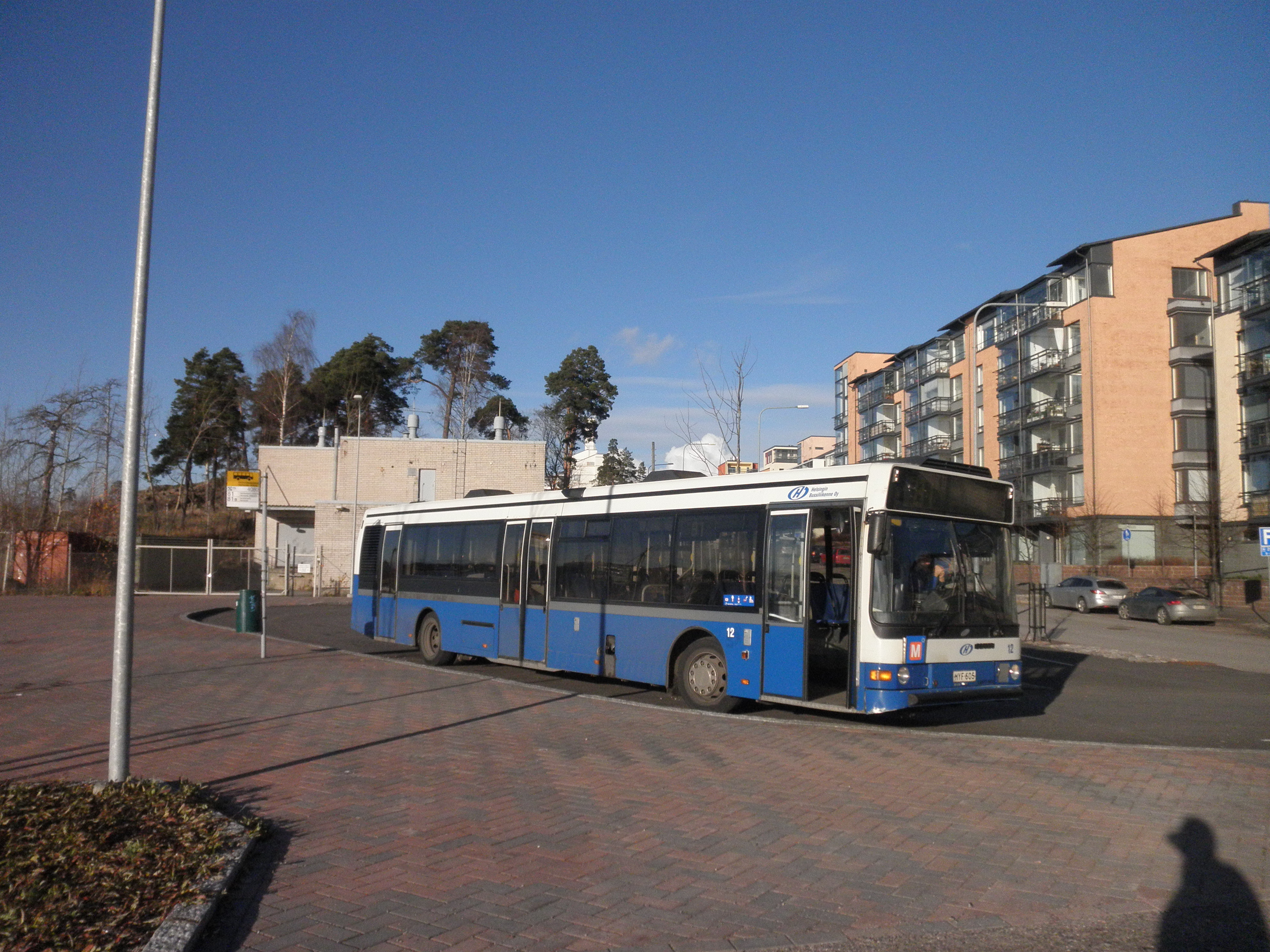 Helsingin Bussiliikenne 12