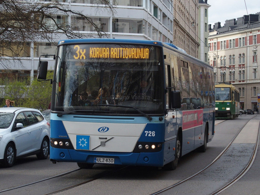 Helsingin Bussiliikenne 726