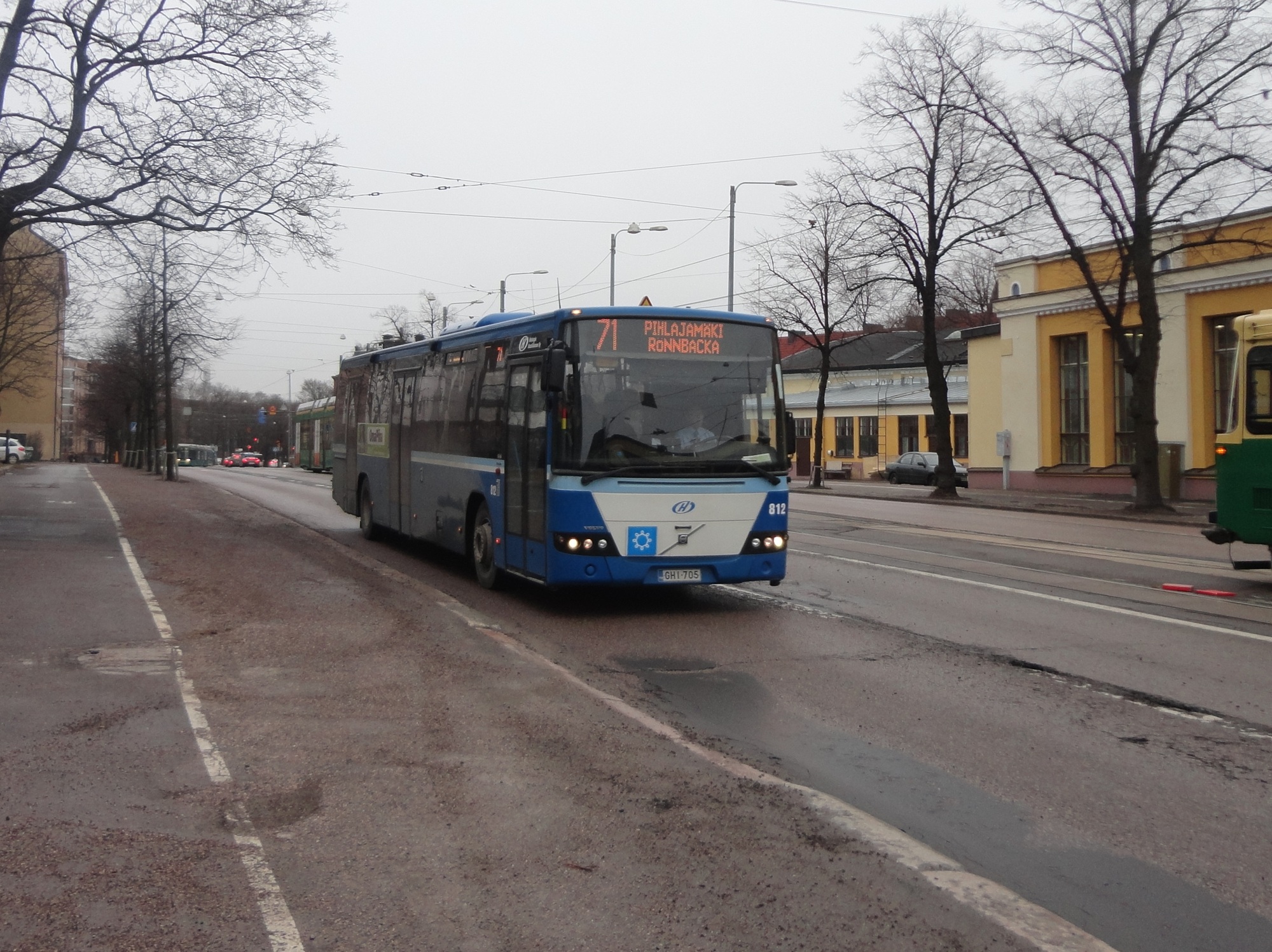 Helsingin Bussiliikenne 812