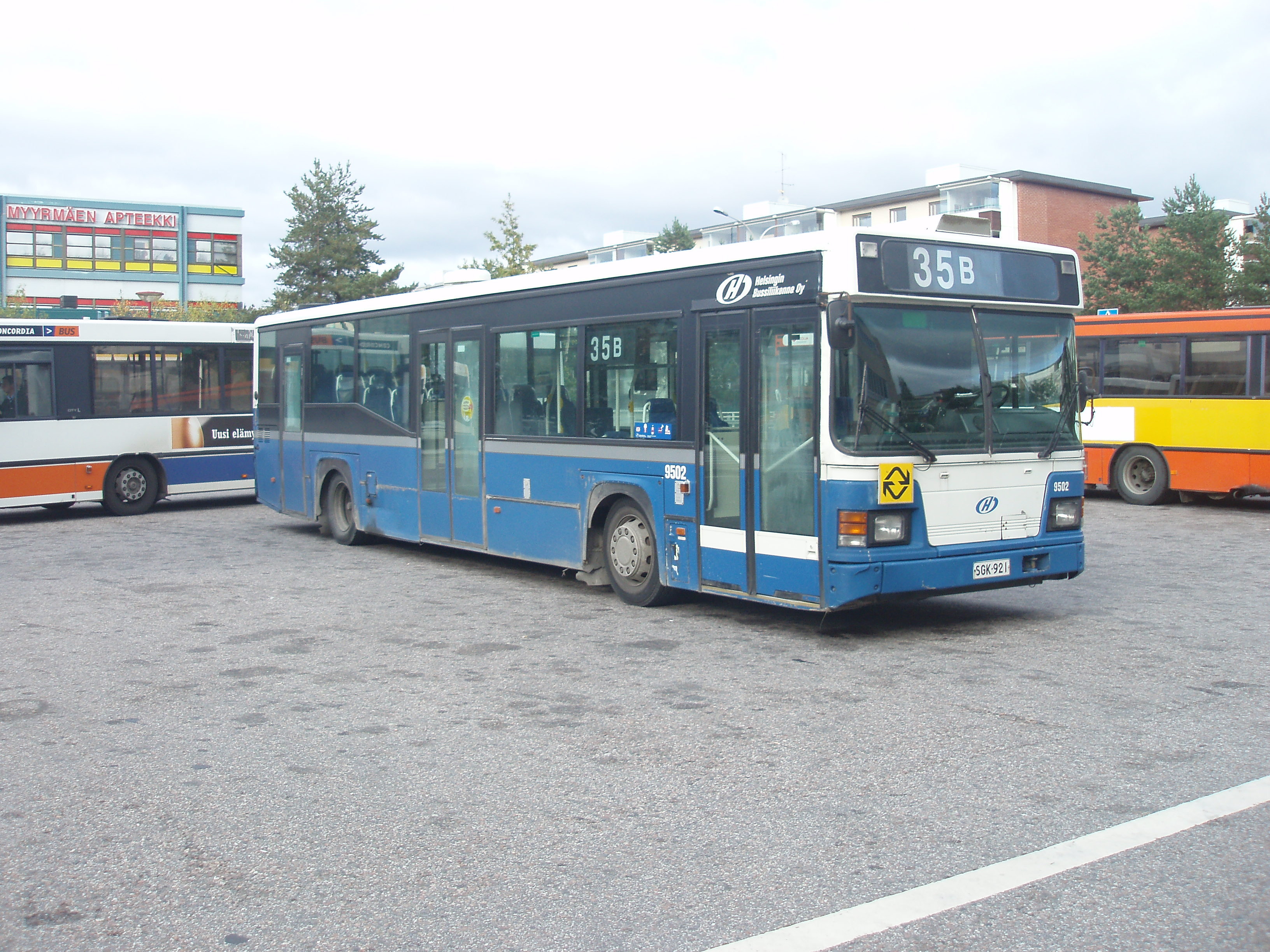 Helsingin Bussiliikenne 9502