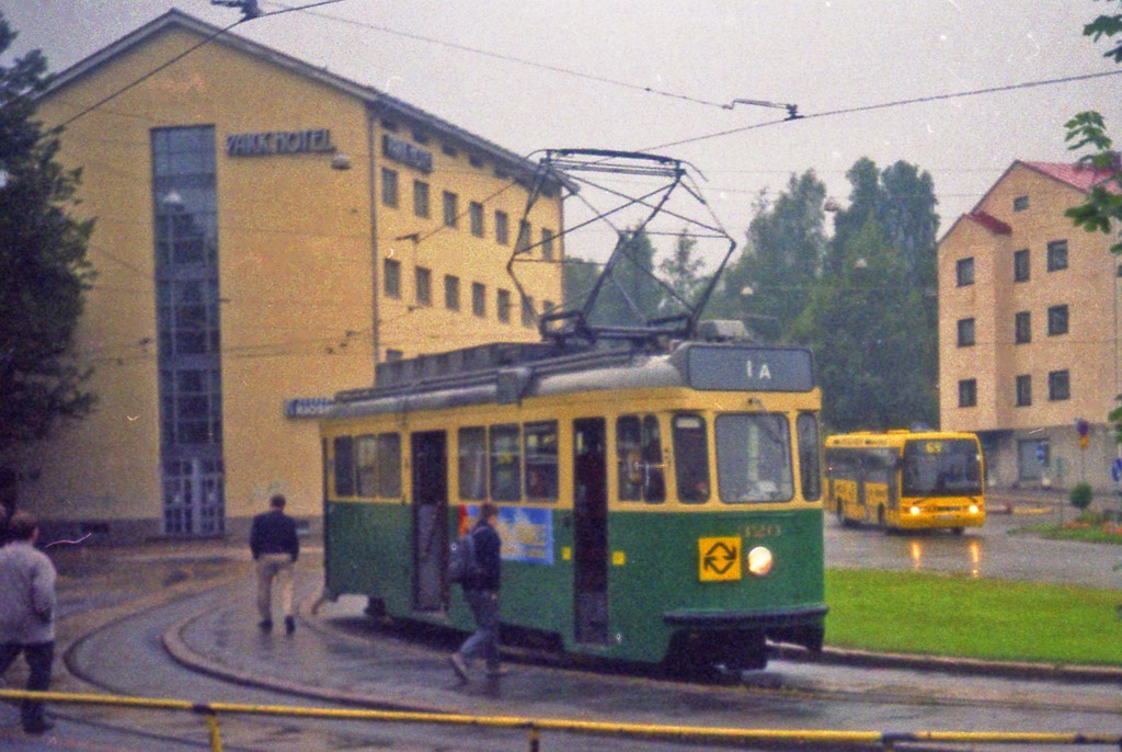 HKL 320