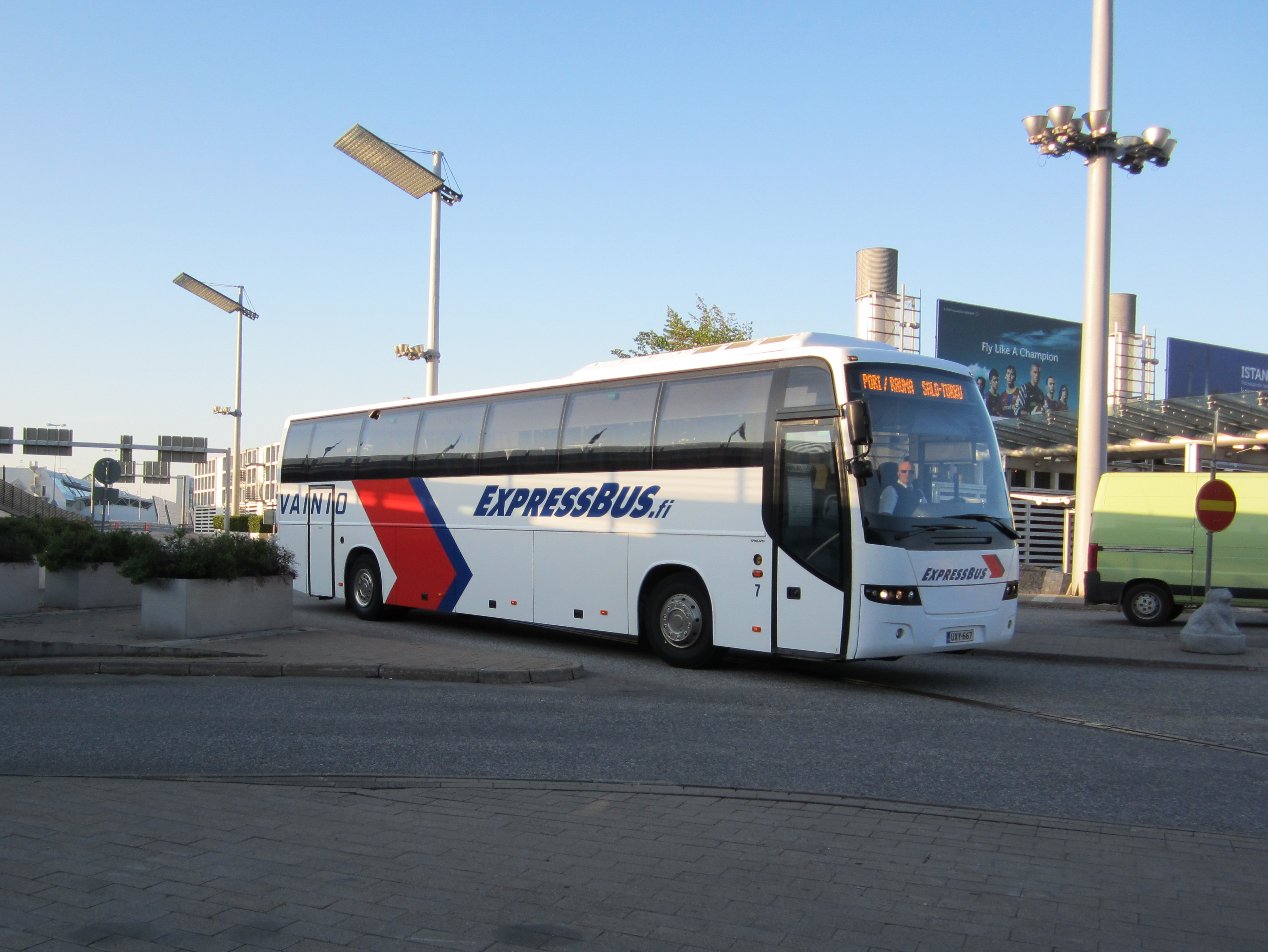 J. Vainion Liikenne 7