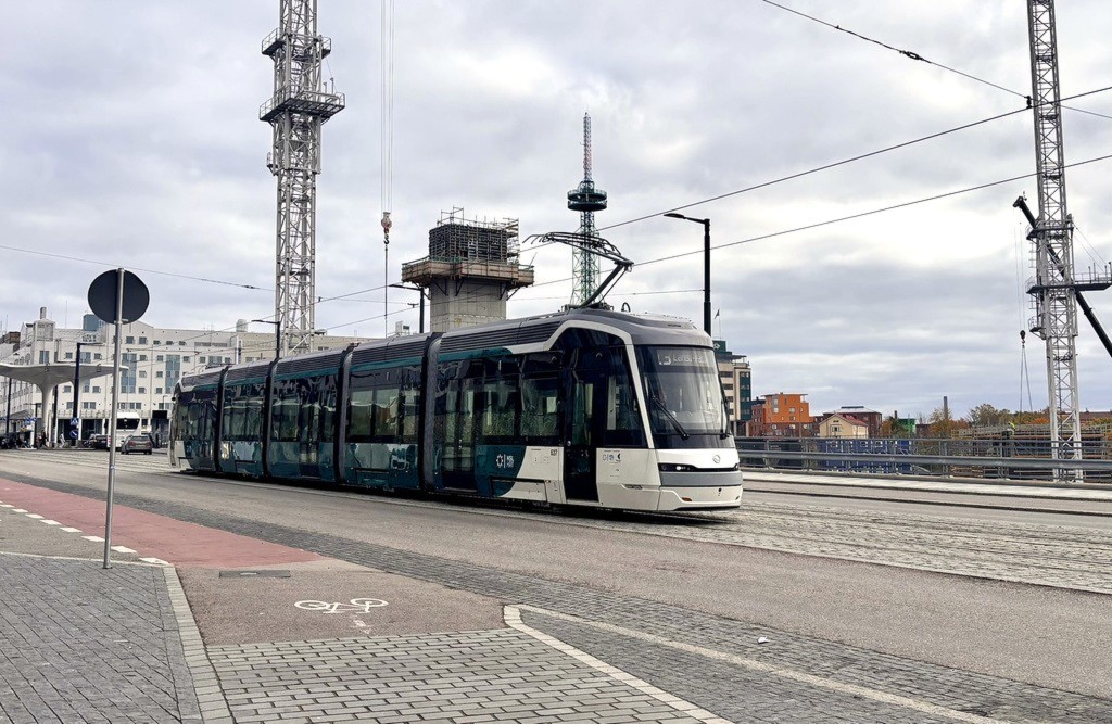 Kaupunkiliikenne 637