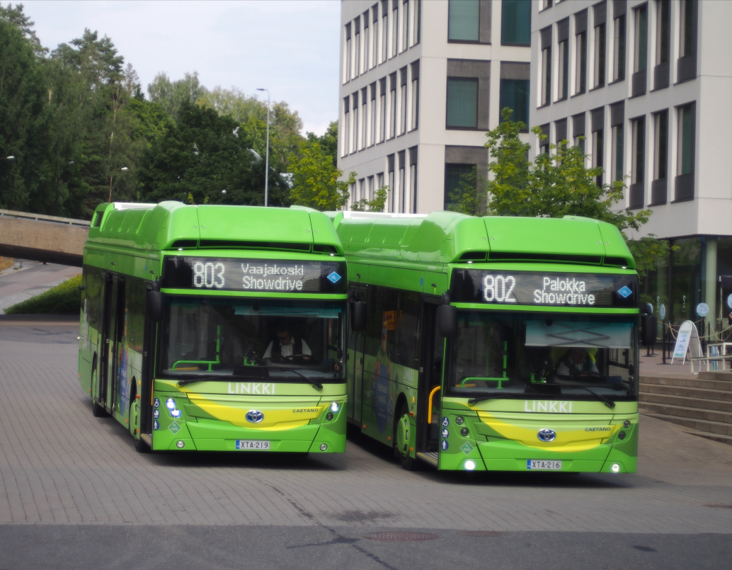 Koiviston Auto Jyväskylä 405 ja 402