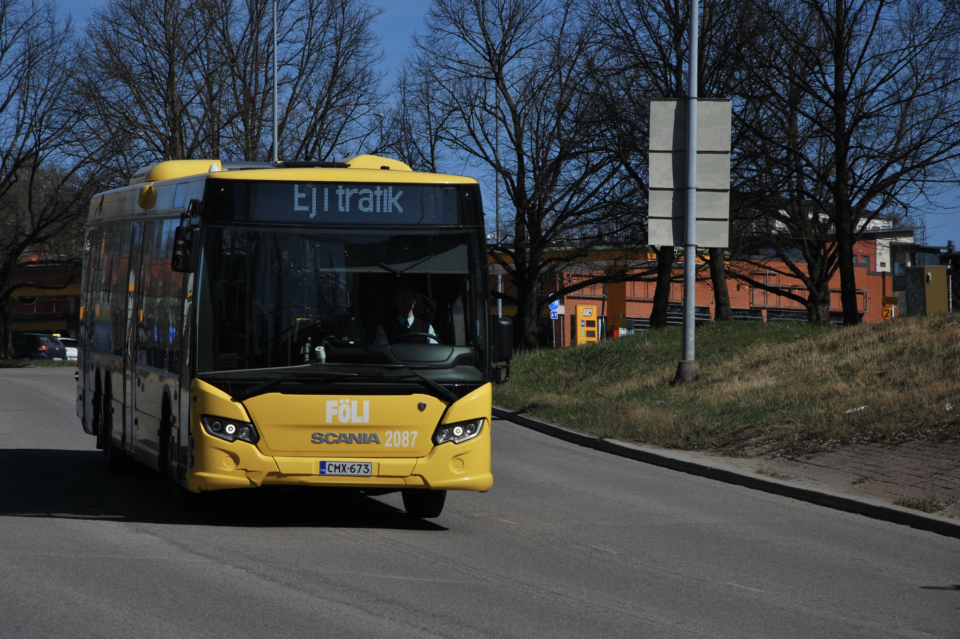 Linjaliikenne Nyholm 2087