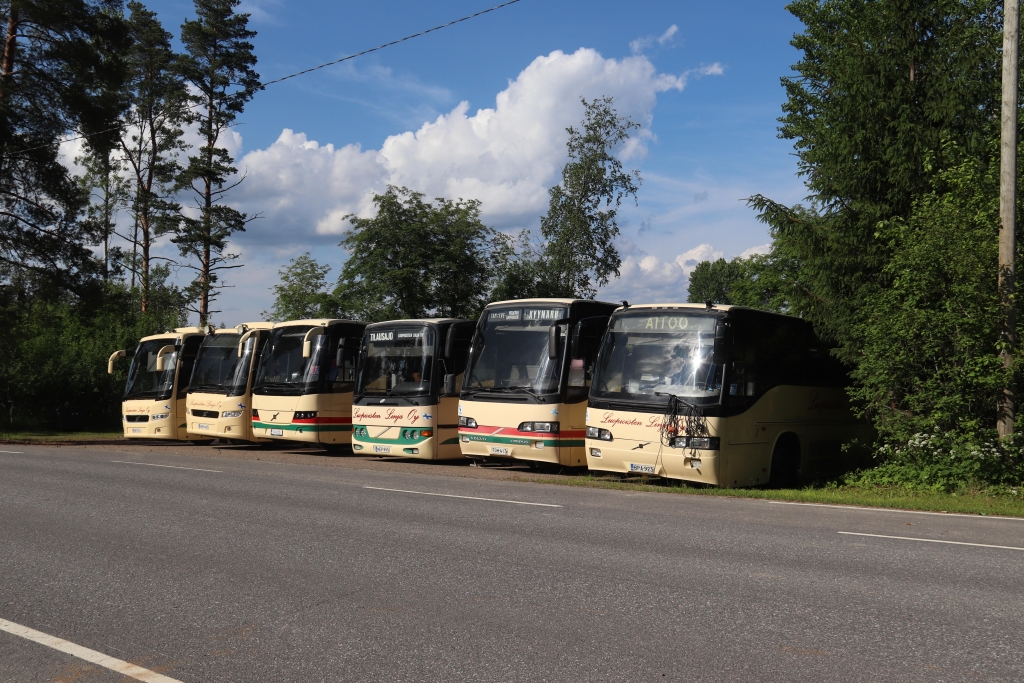 Luopioisten Linjan varikko