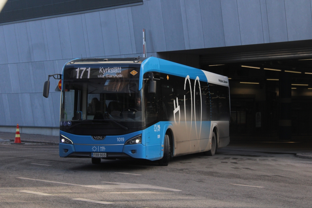 Pohjolan Liikenne 1019