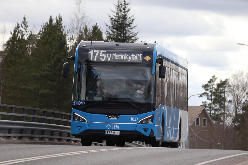 Pohjolan Liikenne 1027