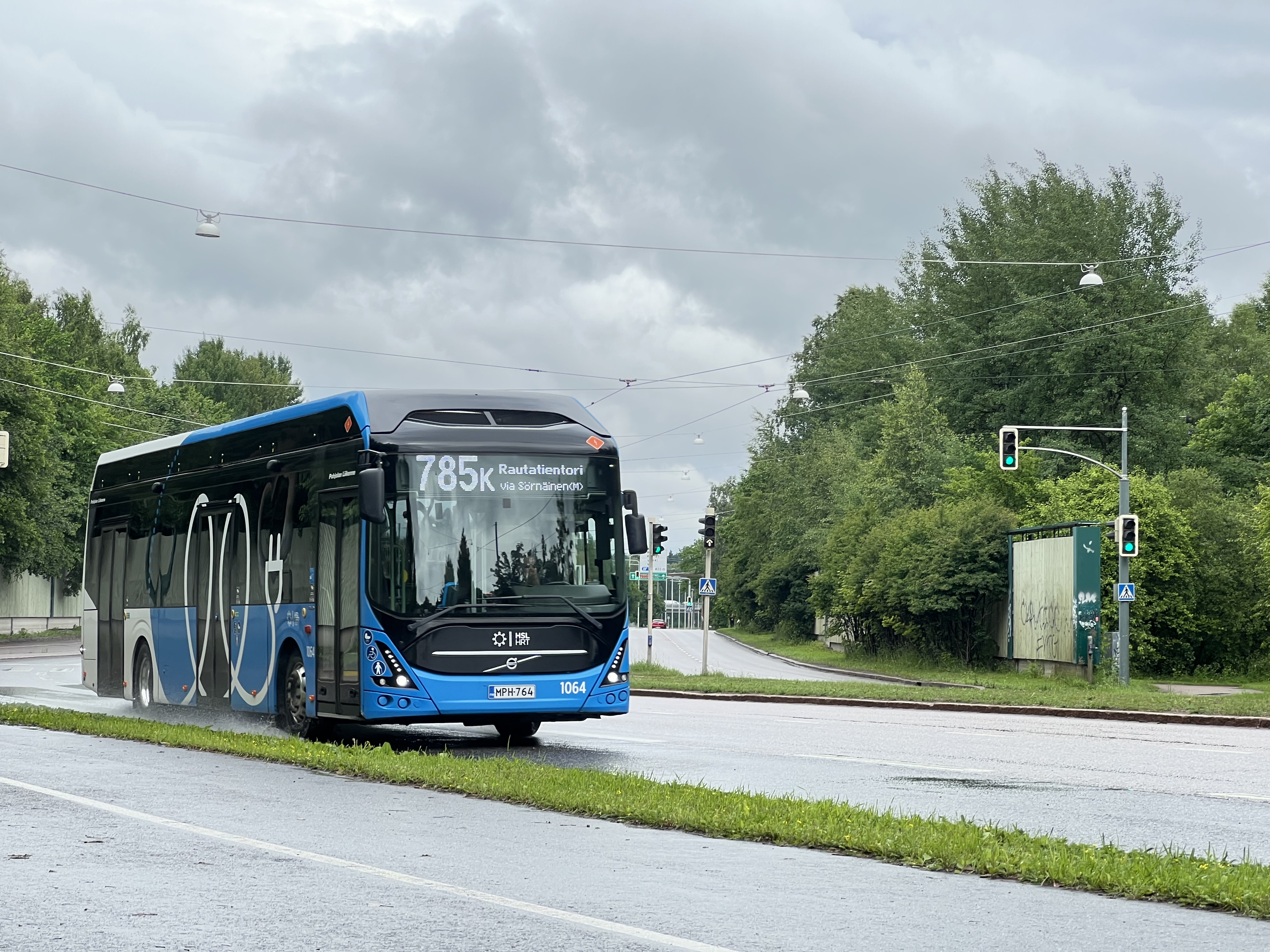 Pohjolan Liikenne 1064