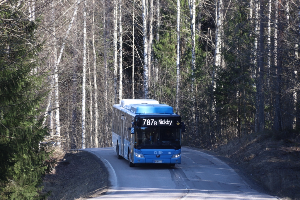 Pohjolan Liikenne 148