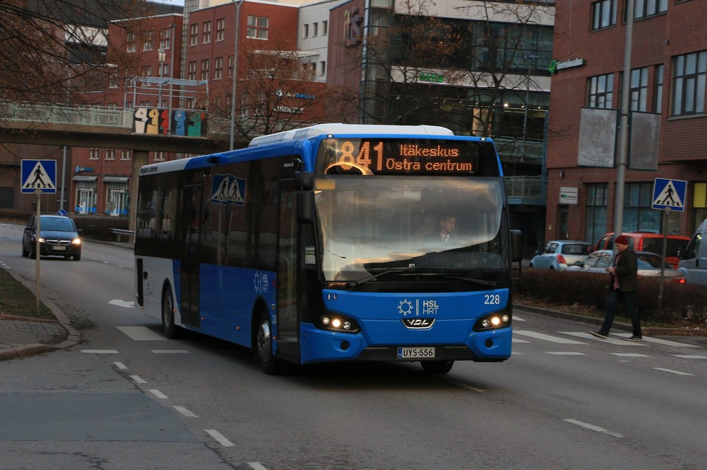 Pohjolan Liikenne 228