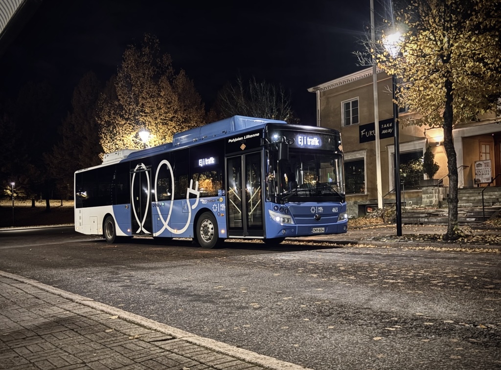 Pohjolan Liikenne 463