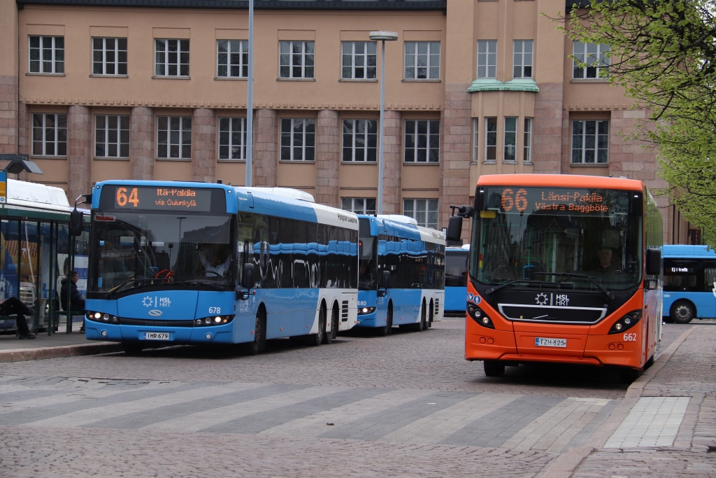 Pohjolan Liikenne 678 & 662