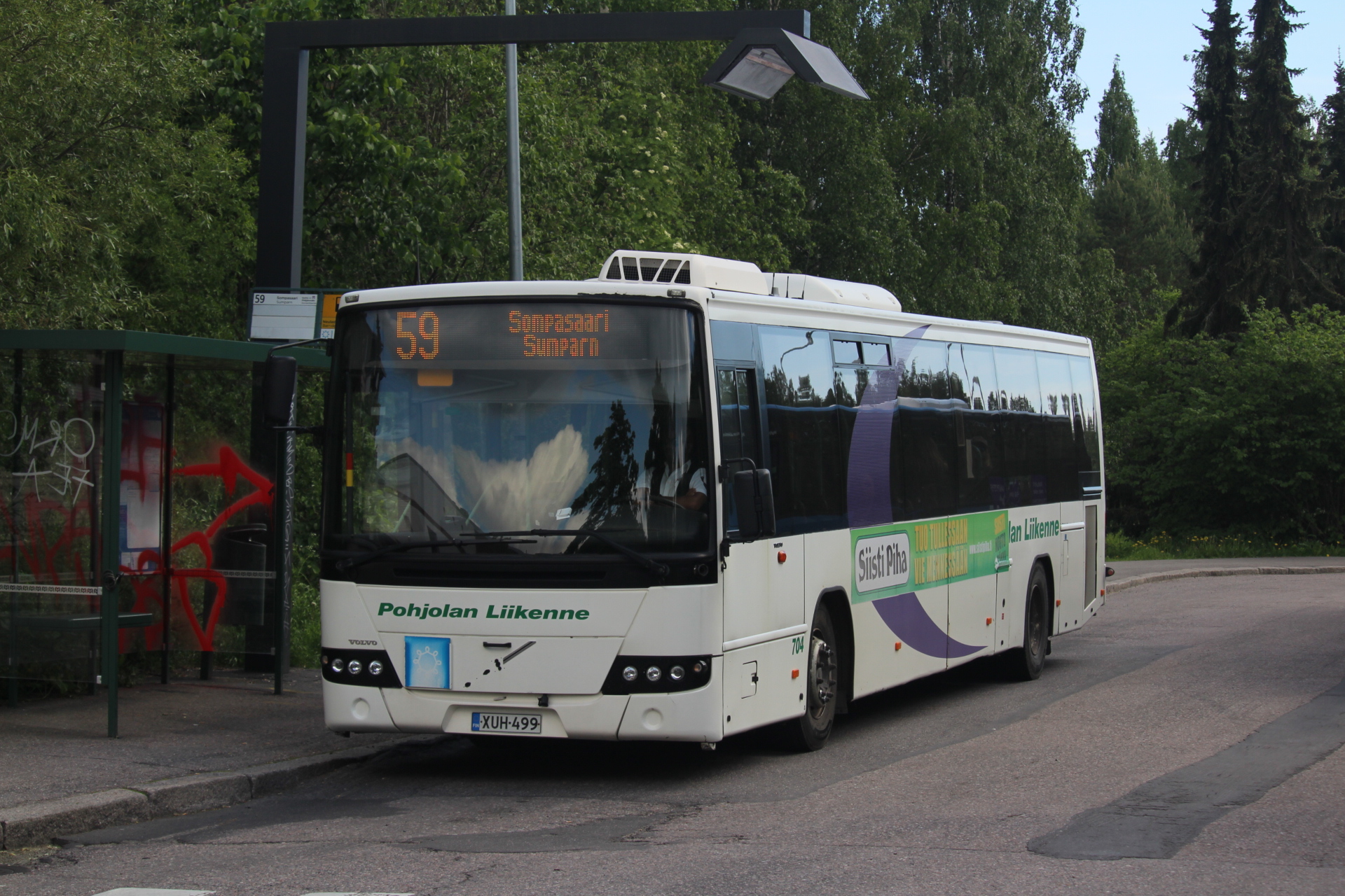 Pohjolan Liikenne 704